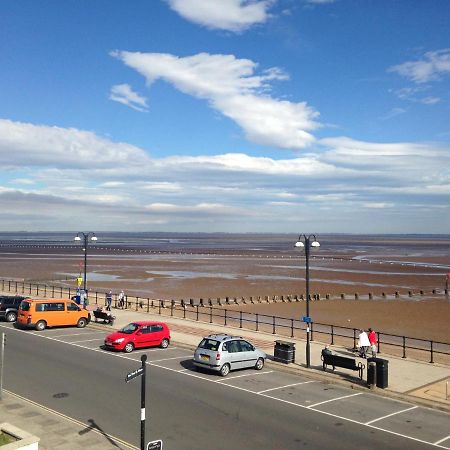 Lovely Little Flat By The Sea In Cleethorpes Kültér fotó